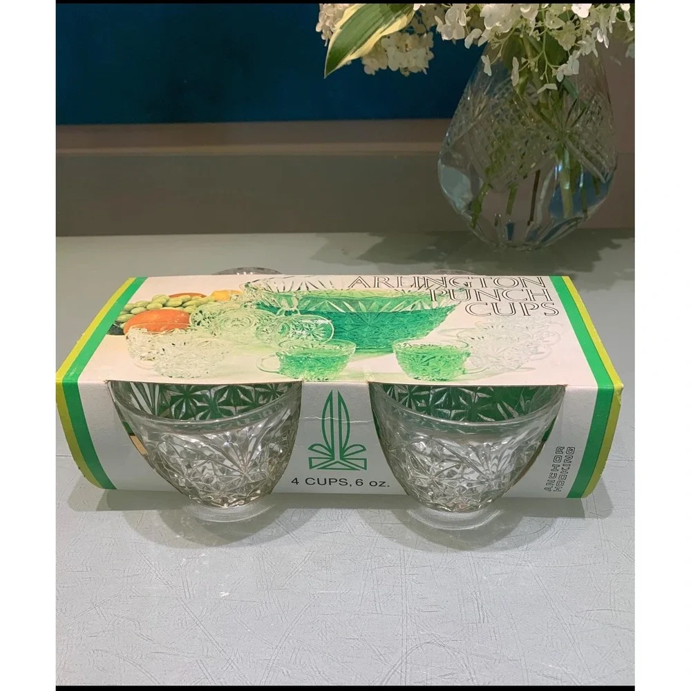 Anchor Hocking Arlington Punch Cups Set of 4 Clear Pressed Glass Vintage 6oz